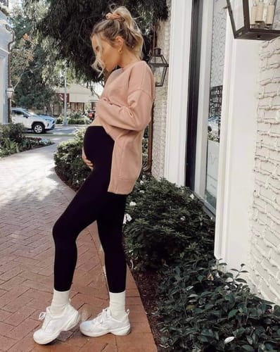 Customer photo review of Momly - dehnbare Schwangerschaftsleggings