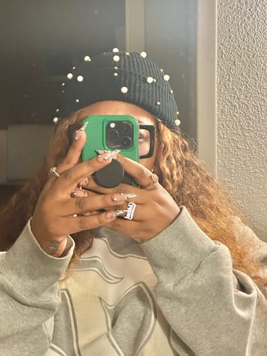 Customer photo review of Rock$tar