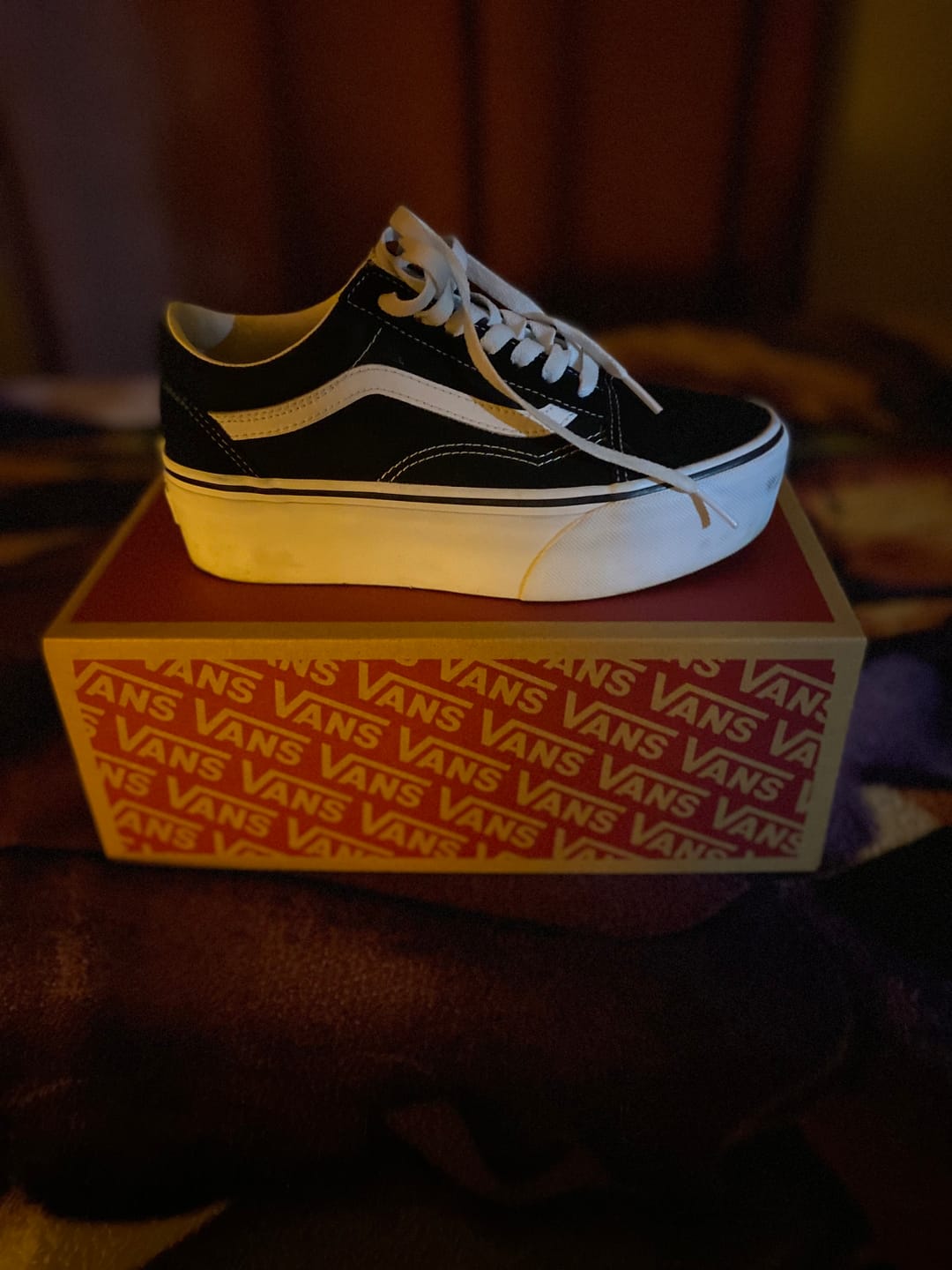 Customer photo review of Zapatilla Vans Old Skool Stackform Mujer Negro