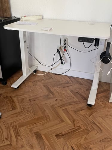 Customer photo review of Maidesite SN1 - Escritorio Elevable Eléctrico Regulable en Altura