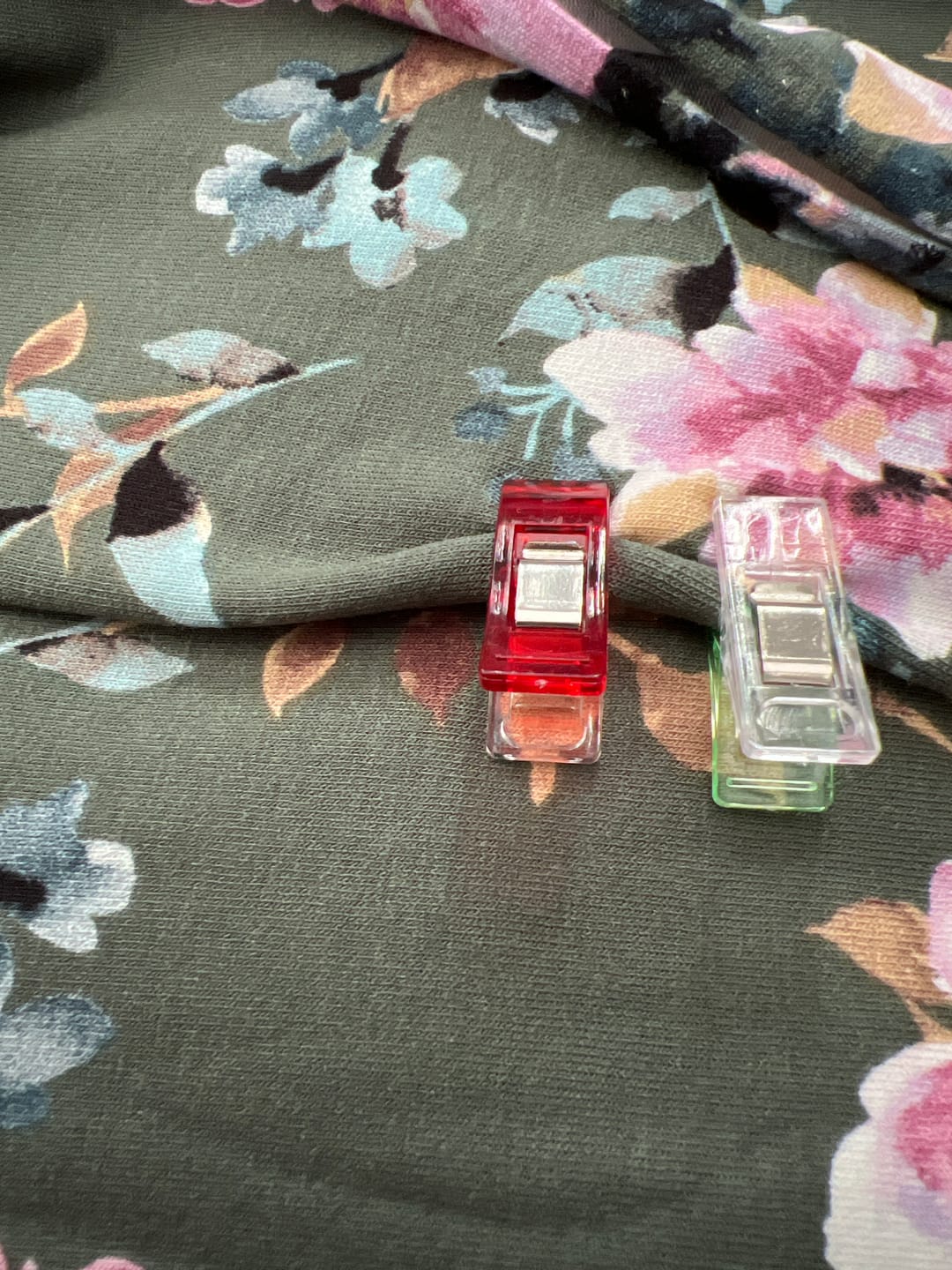 Customer photo review of Multicolour Fabric Sewing Clips - Pack of 20