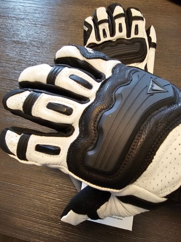 Customer photo review of Guide Glove