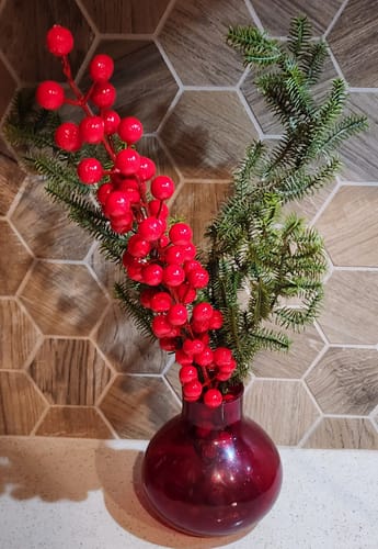 Customer photo review of Clearance Bulk 16" Christmas Red Berry Picks Spray Stems Artificial Flowers Wholesale