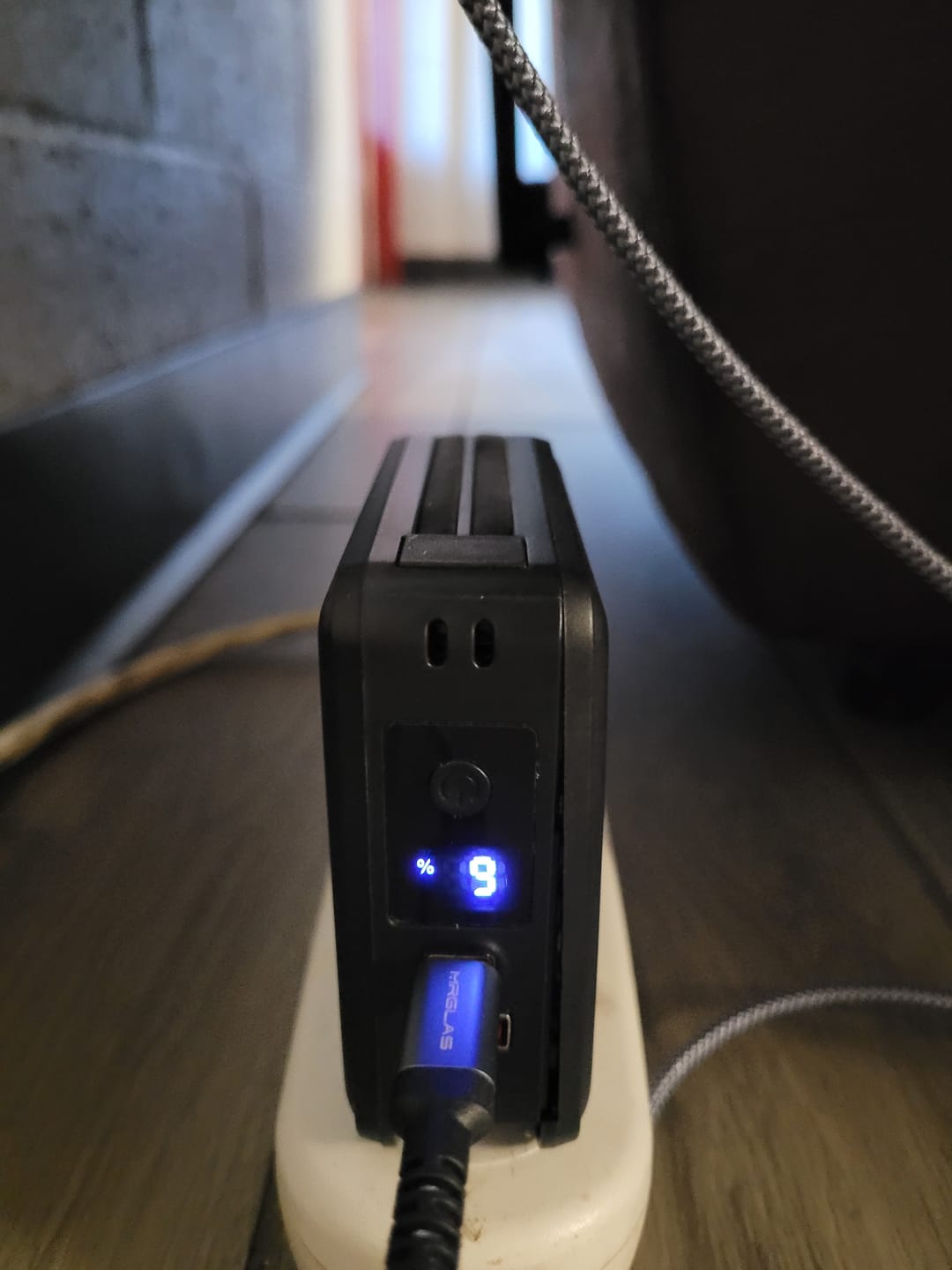 Customer photo review of 4 in 1 Wireless Power Bank Charger