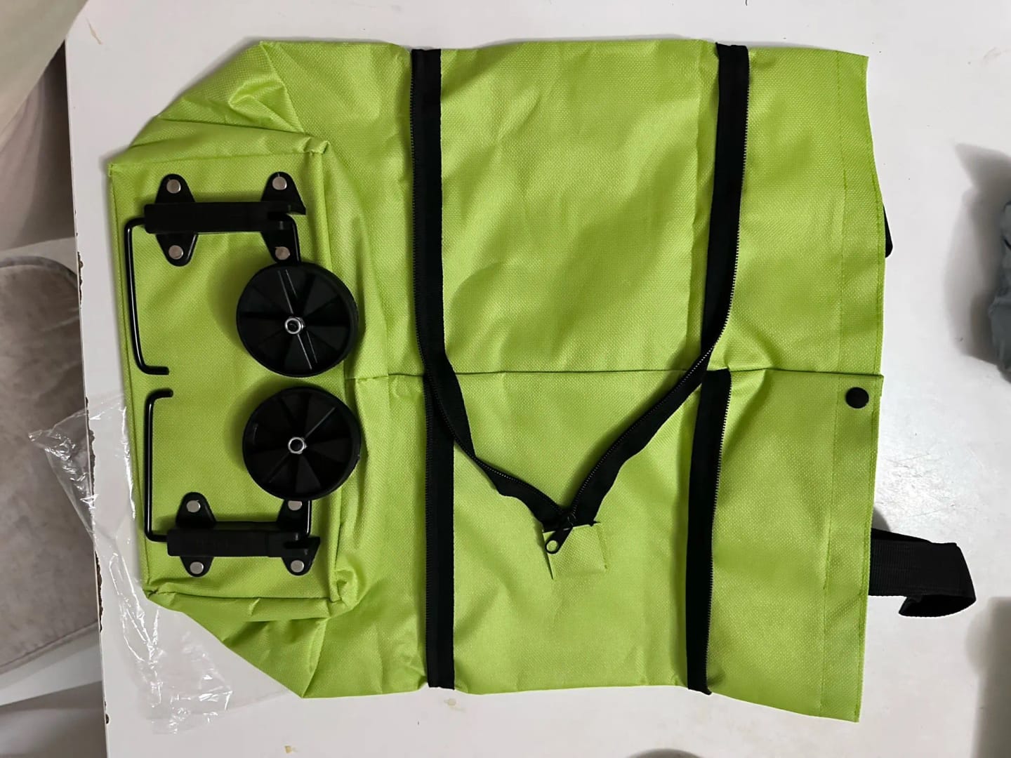 Customer photo review of Sac de Courses Compact Pliable avec Roulettes