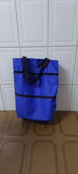 Customer photo review of Sac de Courses Compact Pliable avec Roulettes