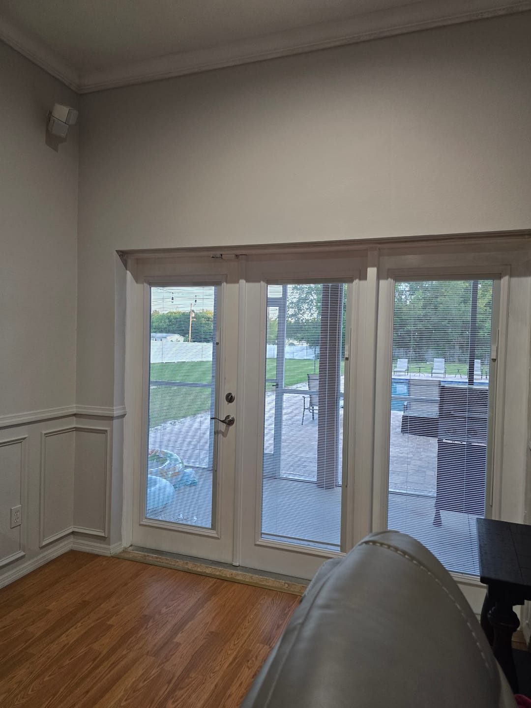 Customer photo review of Blink Enclosed Blinds Low-E Glass - 24" x 66" Frame Kit