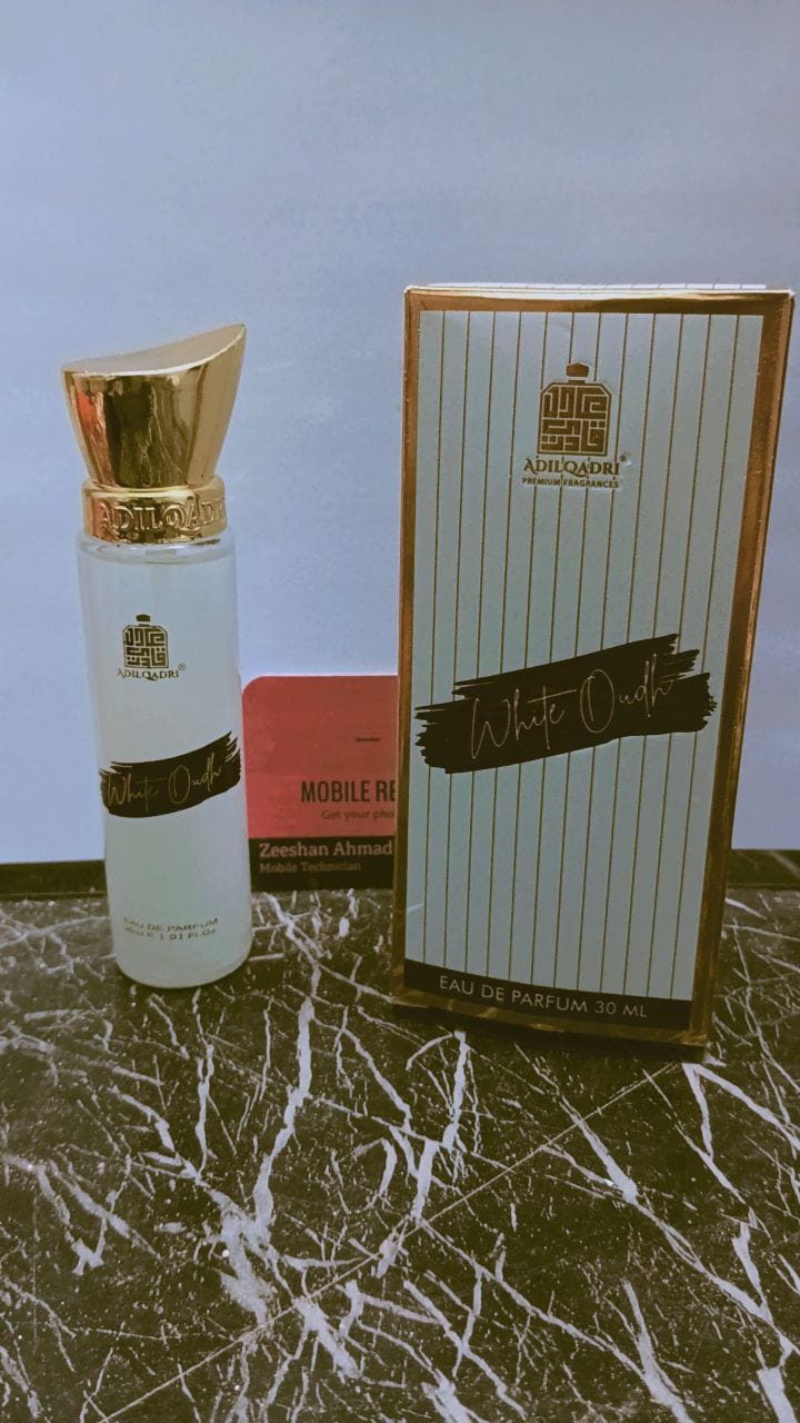 Customer photo review of White Oudh Perfume Spray