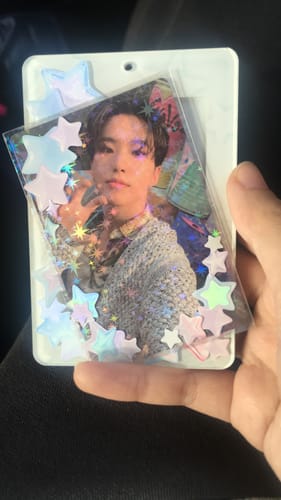 Customer photo review of [LAST RESTOCK]: PREMIUM HOLOGRAPHIC PHOTOCARD SLEEVES - STAR VERSION