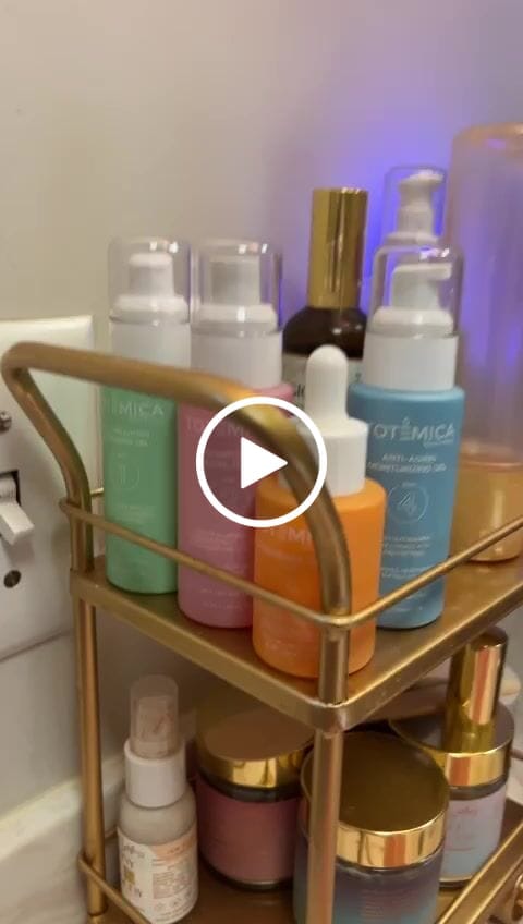Customer video review of Moisturizing Gel