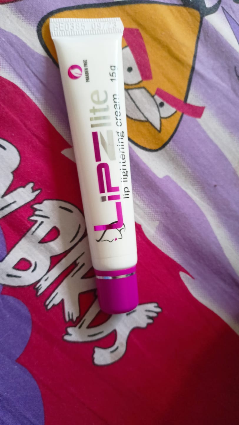 Customer photo review of Lipzlite Lip-Lightening Cream