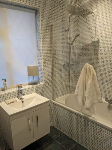 Customer photo review of Mantello 600 Wall Hung 2-Door Basin Vanity Unit - White