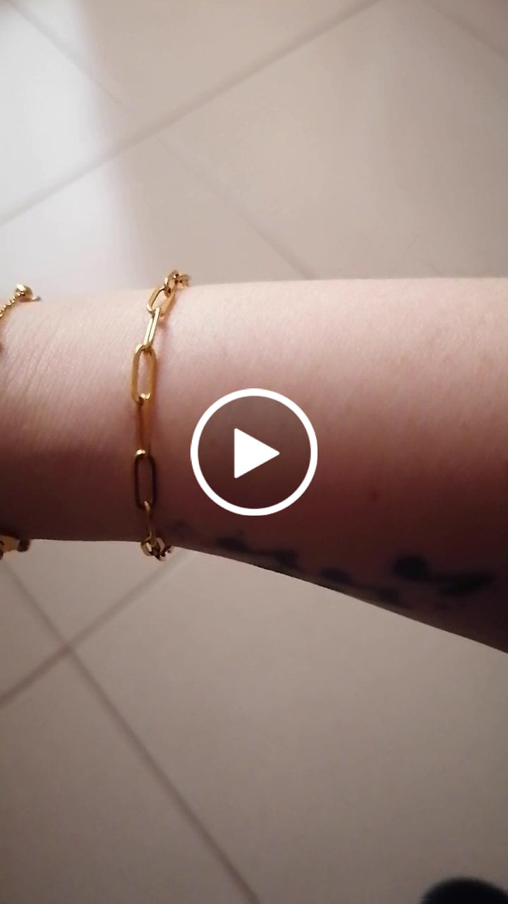 Customer video review of Pulsera Troya