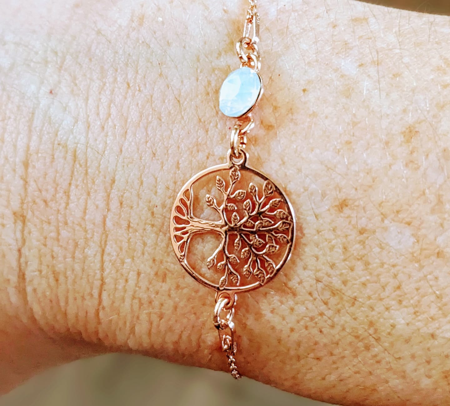 Customer photo review of Armband "Tree of Life" mit Geburtsstein