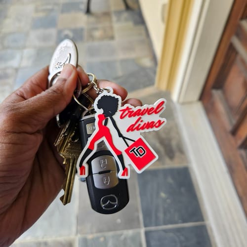 Customer photo review of Travel Divas 2D Keychain