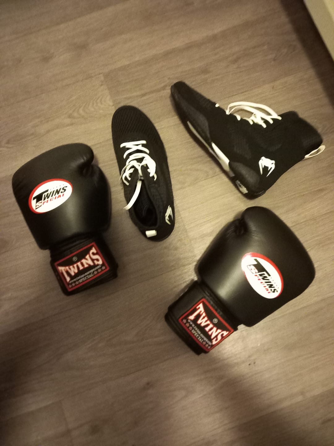Customer photo review of Twins Bokshandschoenen BGN - Zwart