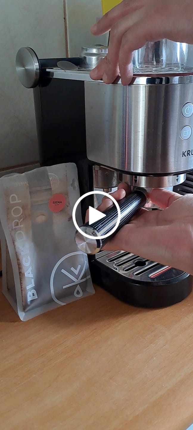 Customer video review of Café Siena