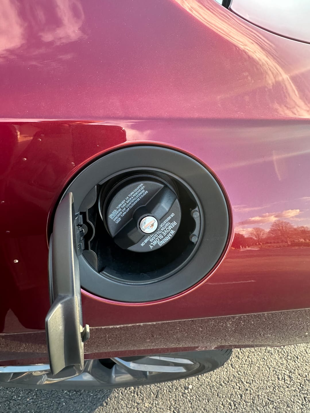 Customer photo review of Speedlogix Locking Gas Cap 2008-2023 Challenger
