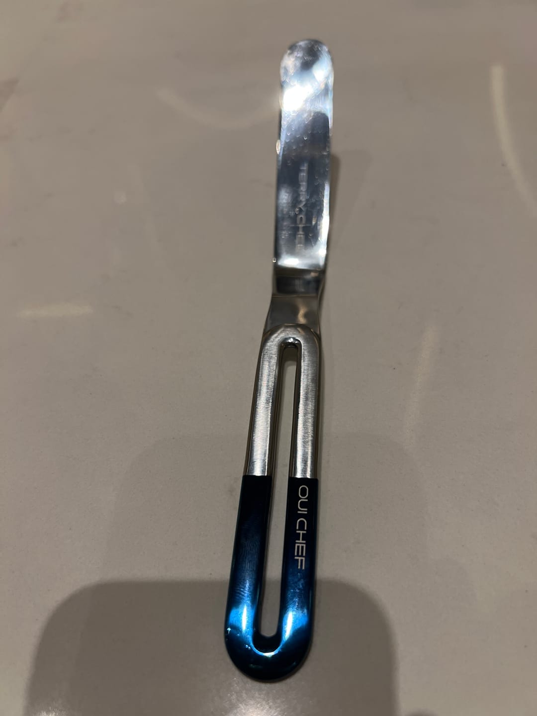 Customer photo review of 'LiftOff' Chef's Palette Knife