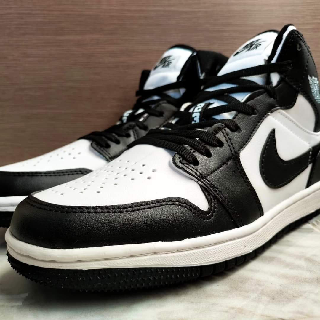Customer photo review of Tenis Retro 1 Vaquita