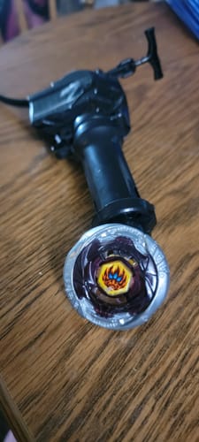 Customer photo review of Takara Tomy Phantom Orion Beyblade BB-118 B:D (Metal Fury) - With Launcher