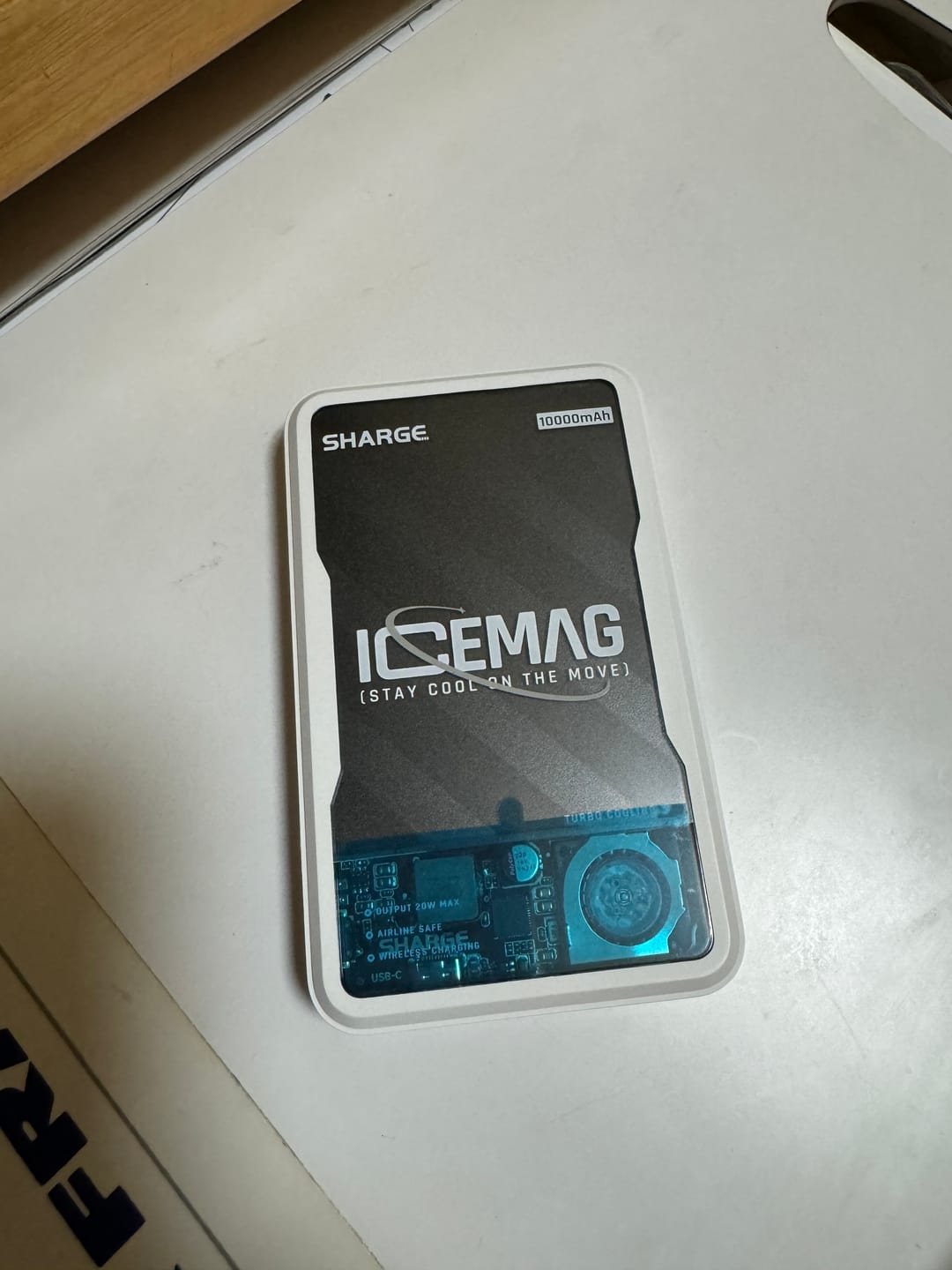 Customer photo review of Sharge ICEMAG 3 (10,000mAh 3A 35W Qi2 Wireless)