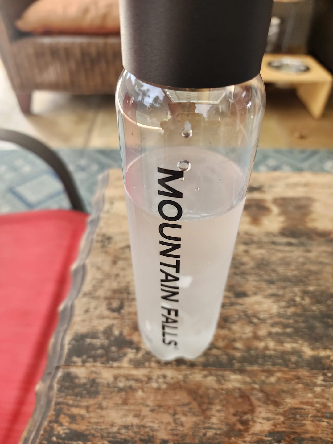 Customer photo review of 500ml Still Mineral Water- Pack of 24