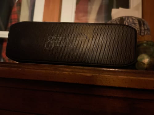 Customer photo review of Santana Sounds Samba Speaker