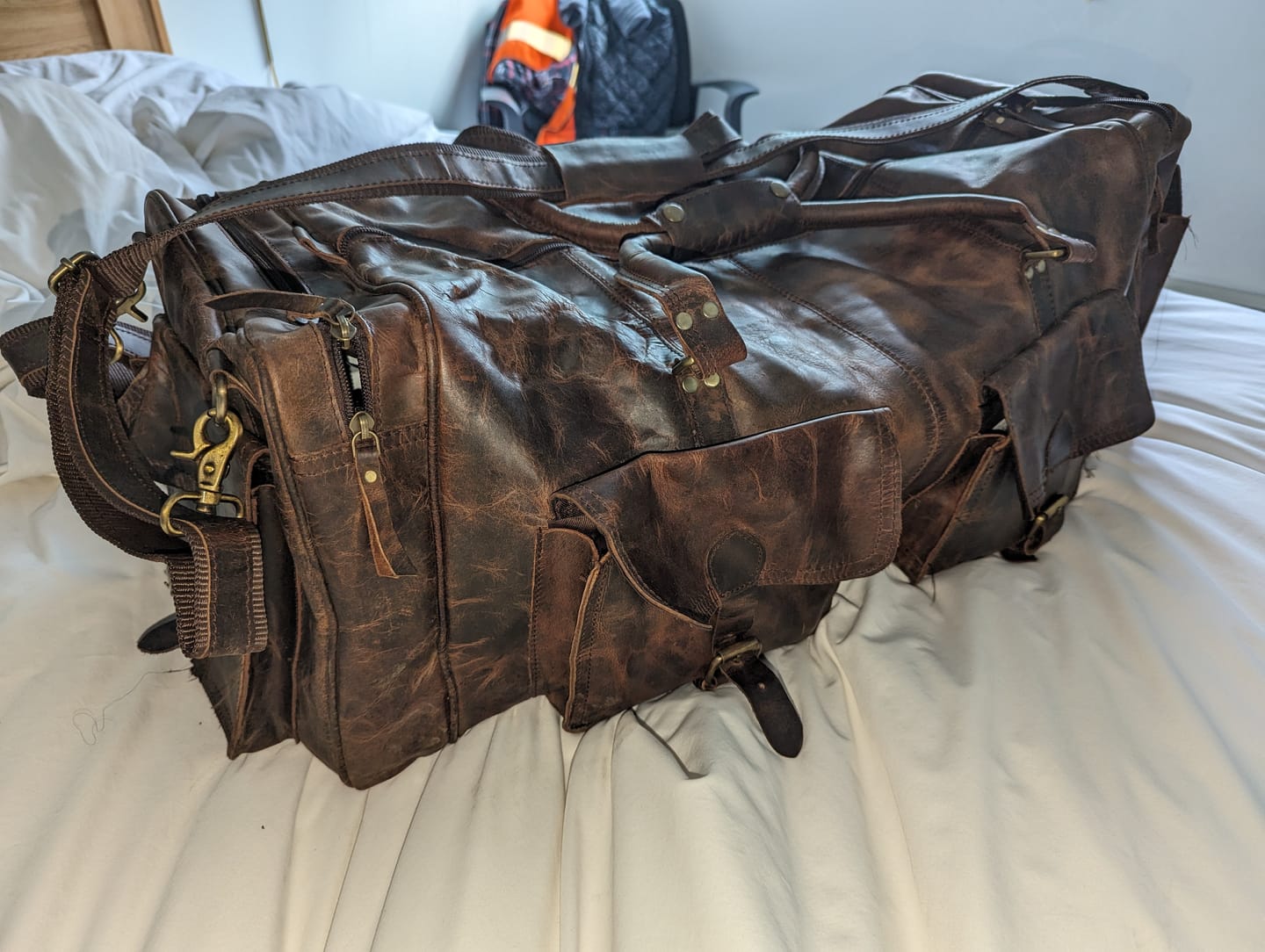 Customer photo review of Large Hunter Buffalo Leather Duffel Bag