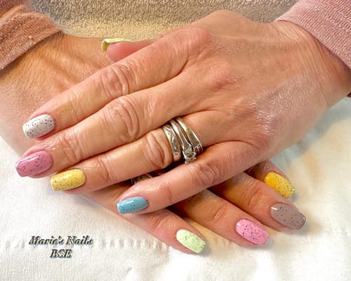 Customer photo review of Gel polish "Didier Lab", Macarons, Lemon Shot 10 ml
