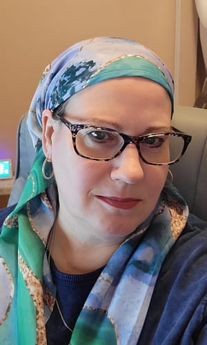 Customer photo review of Blue Marble Pre-Tied Scarf