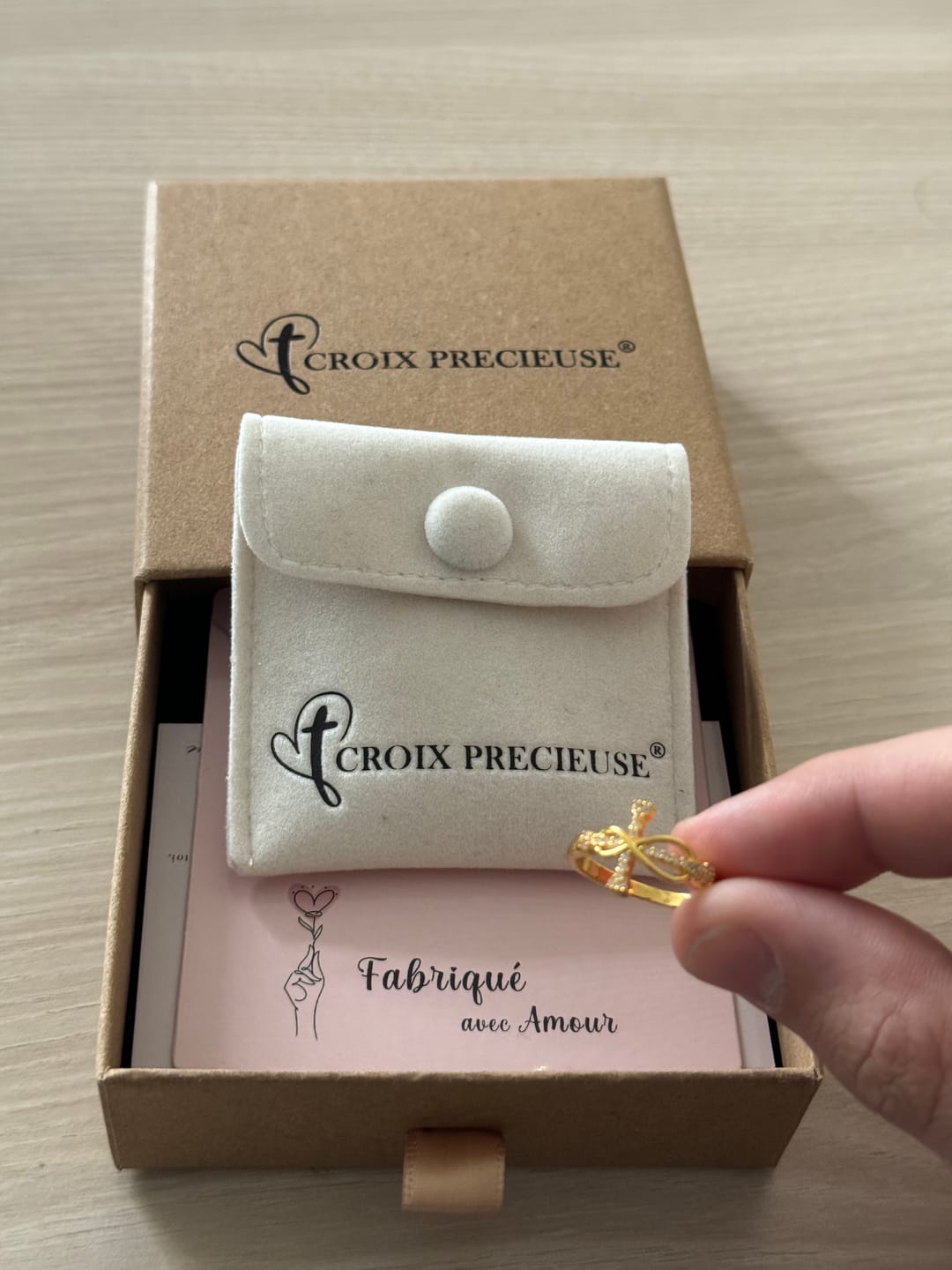 Customer photo review of Bague Croix Amour