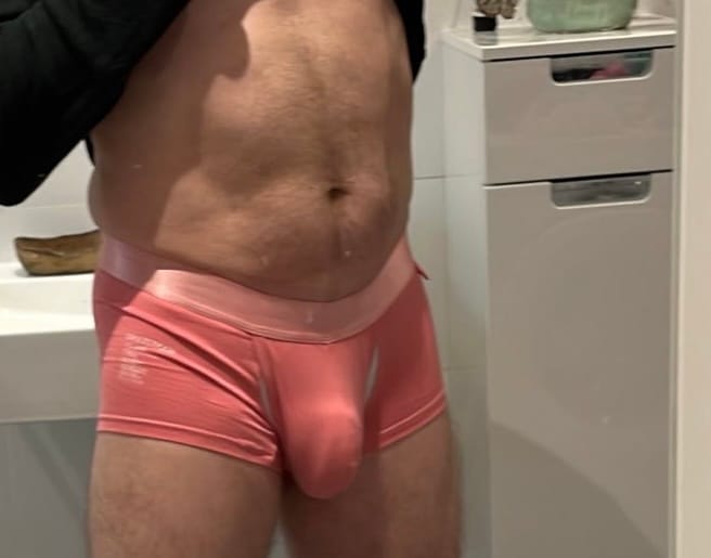 Customer photo review of 2 Pack Men's Large Pouch Casual Underwear