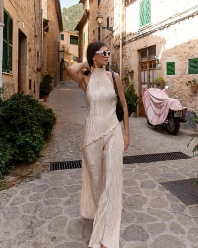 Customer photo review of Charm and Charisma Texture Halter Backless Tank and Wide Leg Pants Set