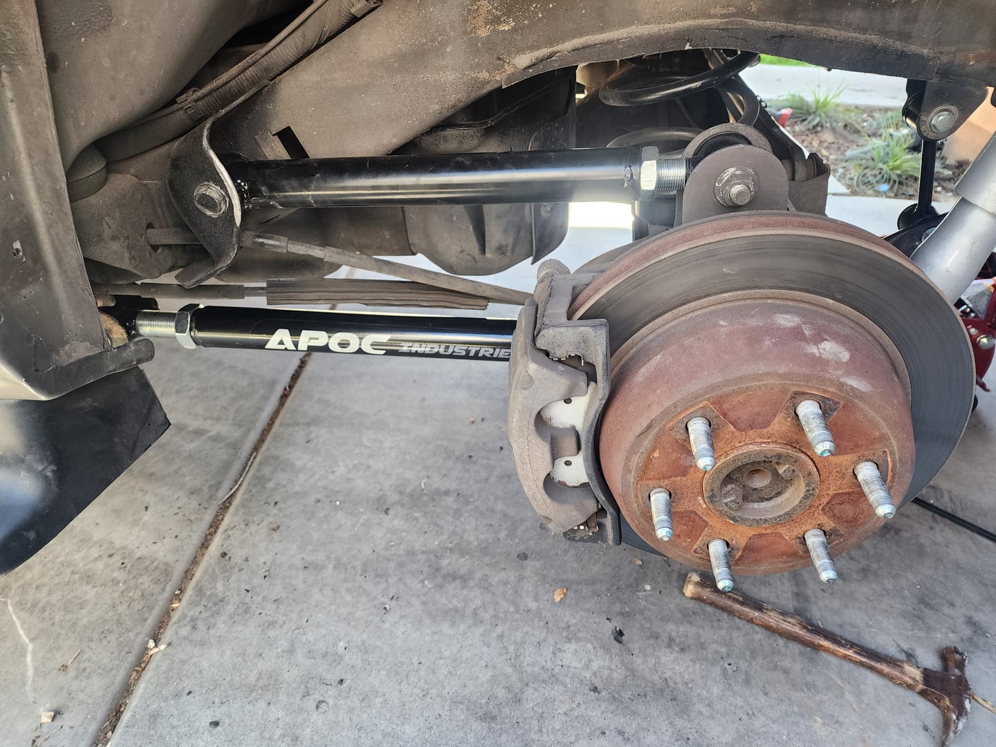 Customer photo review of 1999-2019 Chevy Tahoe / Suburban 0-5" Drop Rear Adjustable Trailing Arms