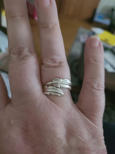 Customer photo review of Feather From An Angel Ring