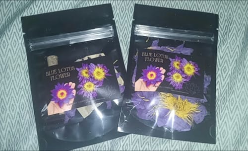 Customer photo review of Whole Blue Lotus Flower