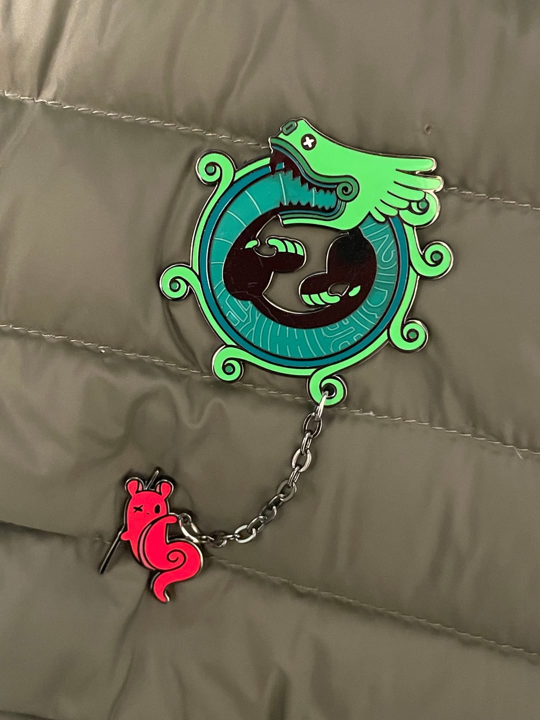 Customer photo review of Rain World - Green Lizard Hanger Pin