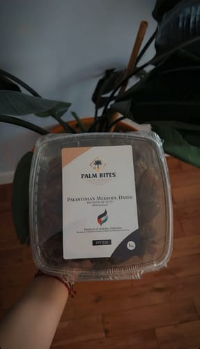 Customer photo review of Palestinian Medjool Dates 🇵🇸