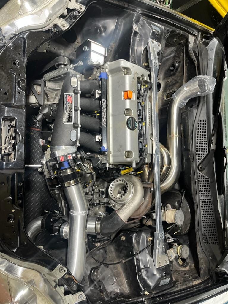 Customer photo review of Motion Raceworks Catch Can Kit for Billet Valve Covers 32-100MRW