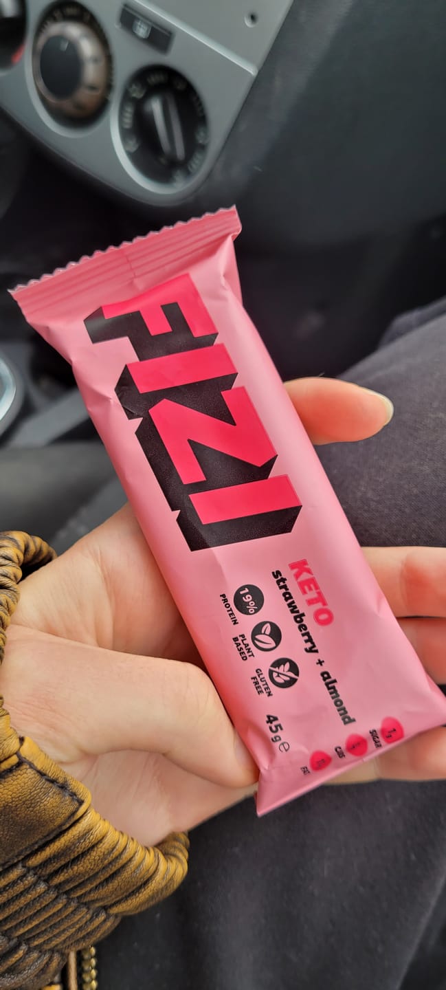 Customer photo review of KETO BATON PROTEINOWY "STRAWBERRY + ALMOND" 10X45G