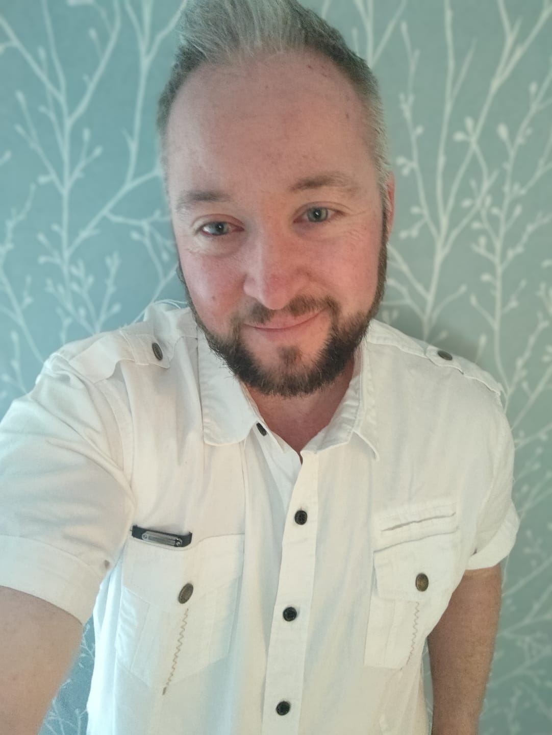 Customer photo review of Men's Outdoor Casual Cotton Pocket Short Sleeve Shirt