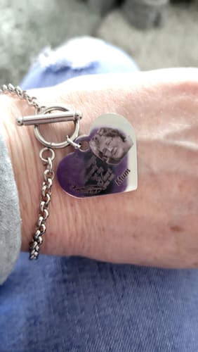 Customer photo review of Personalized Heart Bracelet I'm Always With You - Memorial Gift For Family, Friend