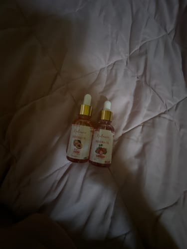 Customer photo review of Restora Oil Strawberry