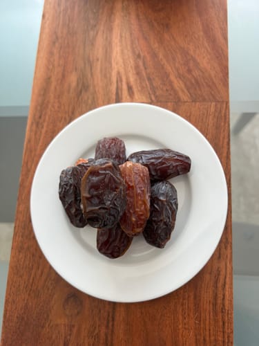 Customer photo review of Palestinian Medjool Dates 🇵🇸