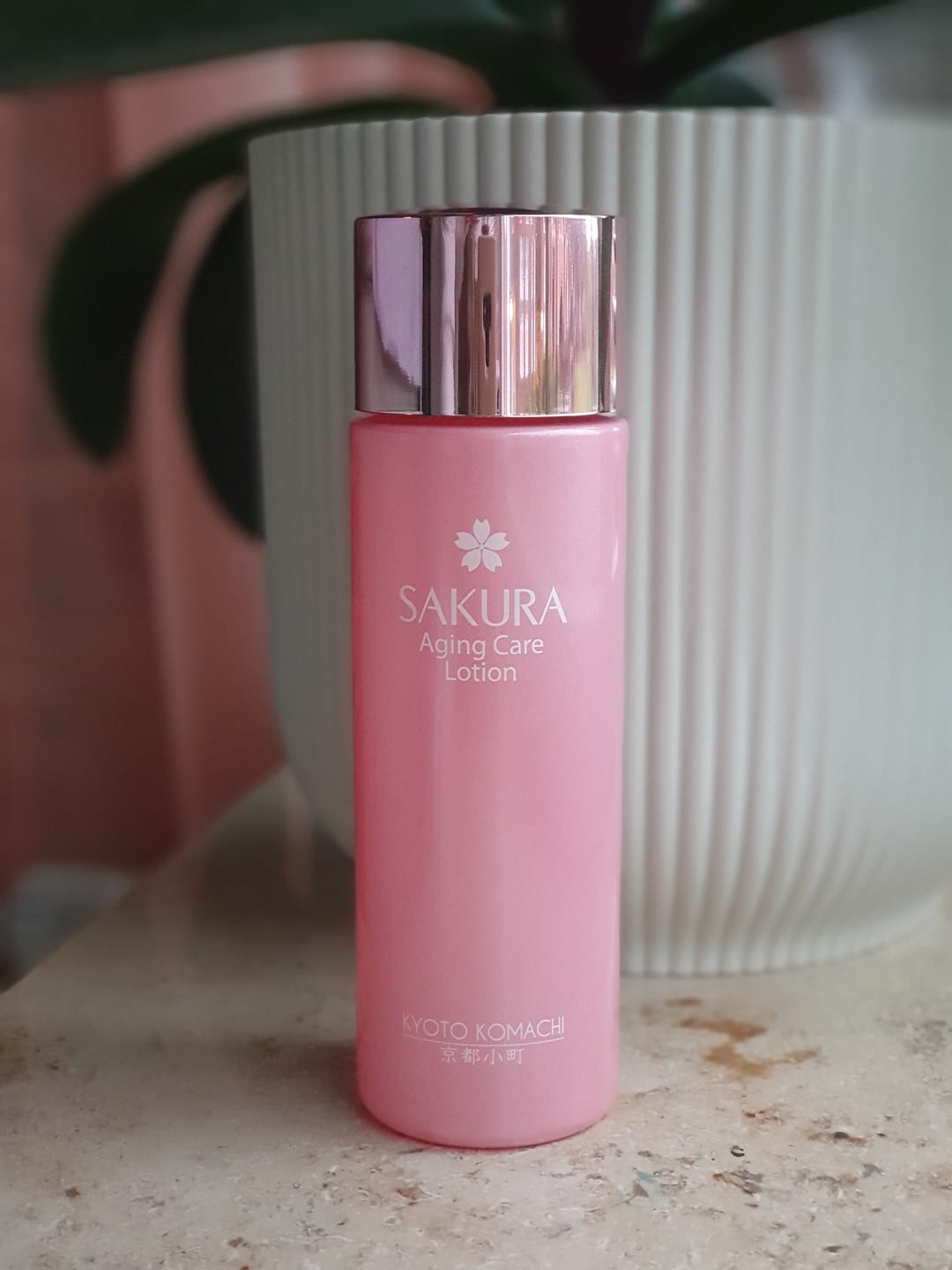 Customer photo review of KYOTO KOMACHI Sakura Aging Care Lotion