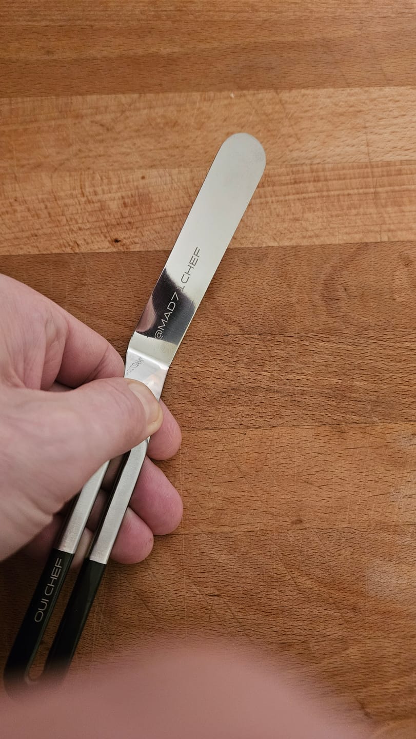 Customer photo review of 'LiftOff' Chef's Palette Knife