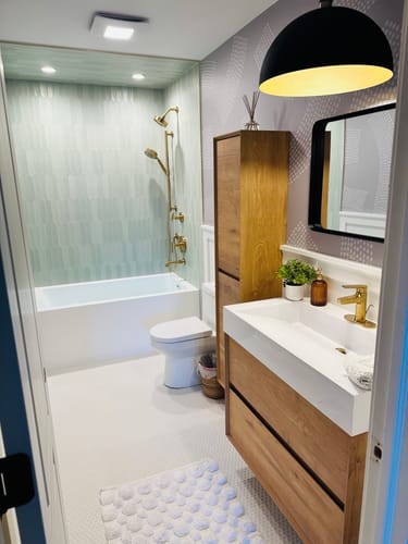Customer photo review of Sottile Floating Vanity (24"-84")