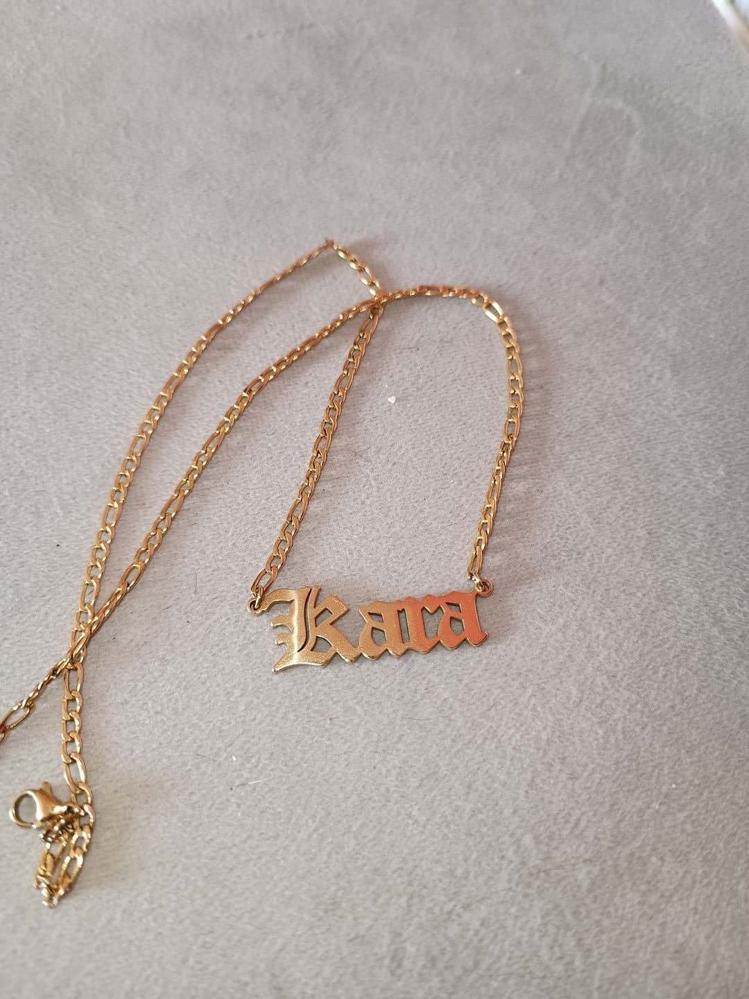 Customer photo review of Collier Personnalisable Gothique