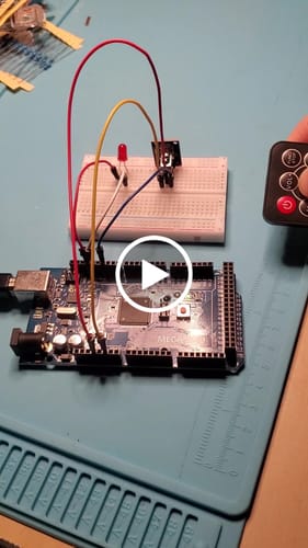 Customer video review of Adventure Kit 2: AI Apocalypse + BONUS Spy Course